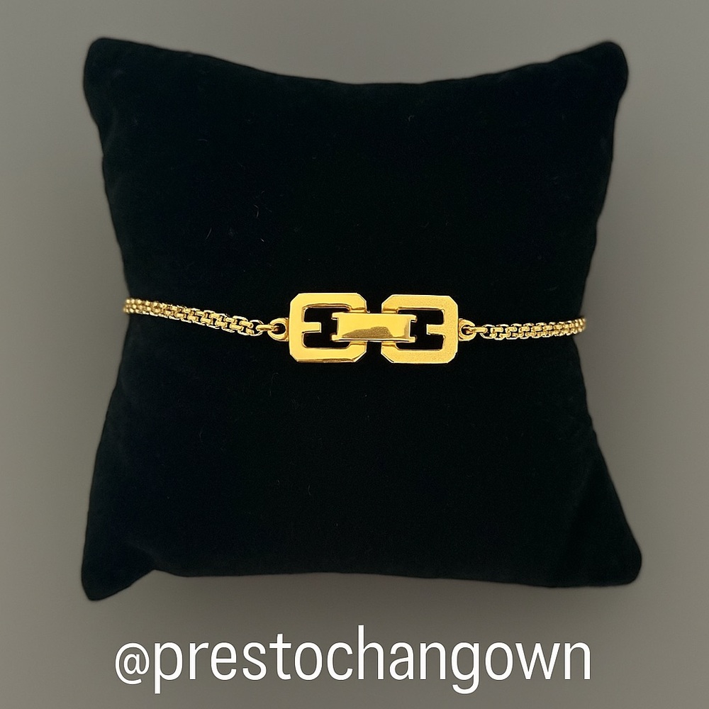 Vintage Givenchy Gold-Tone G Logo Link Bracelet